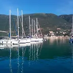 Kavadias